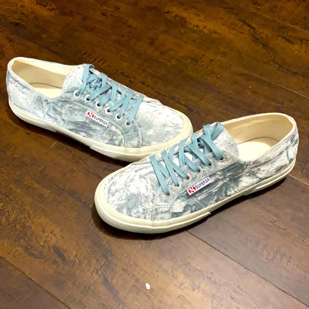 Light blue crushed velvet Supera shoes